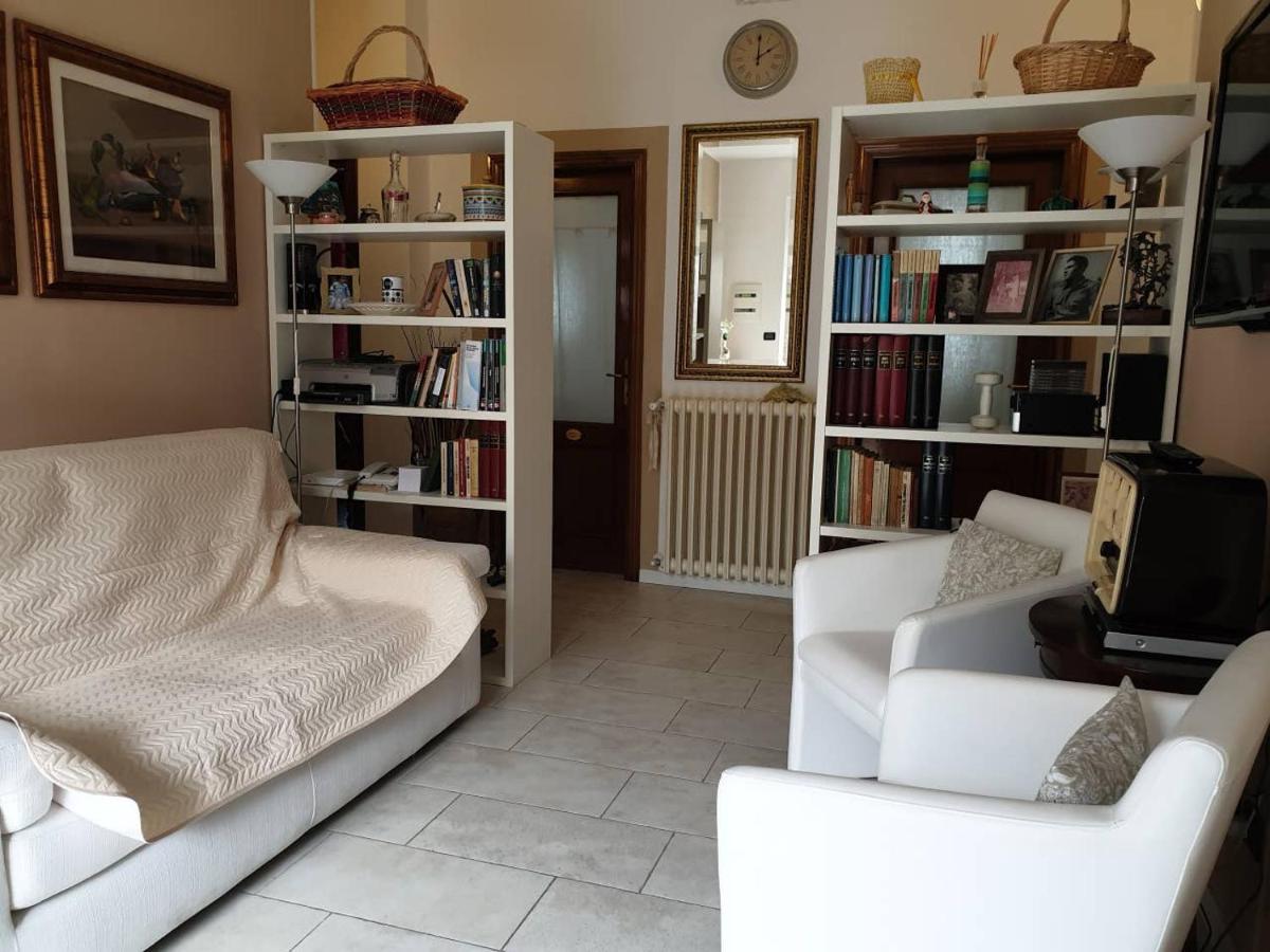 Dueterre Room & Host Fornole Extérieur photo