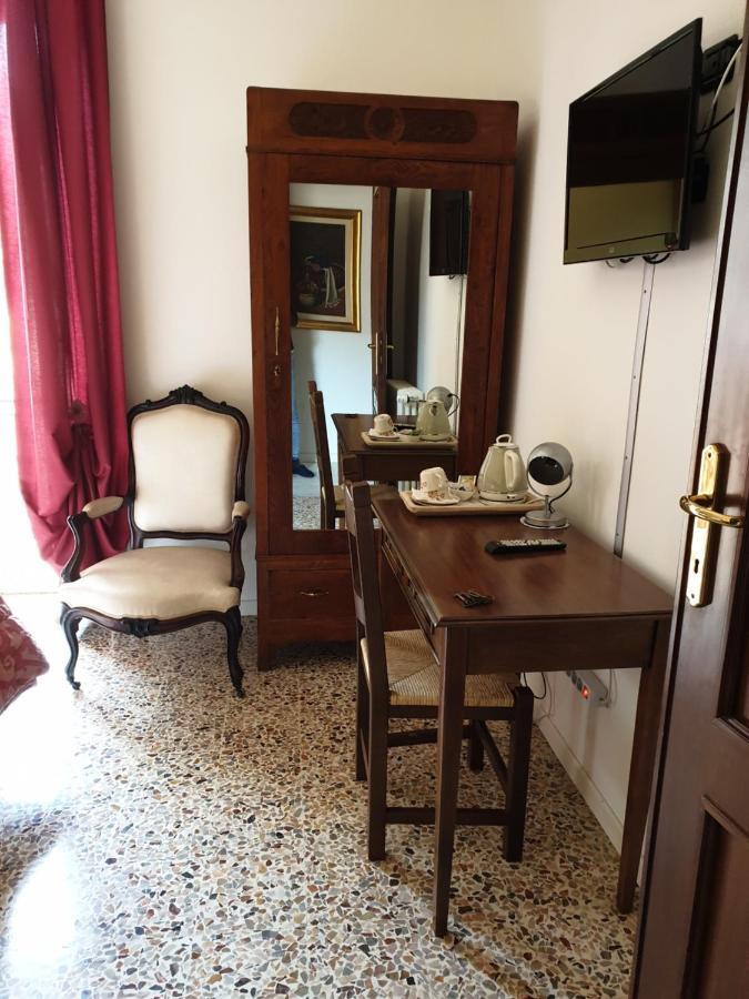 Dueterre Room & Host Fornole Extérieur photo
